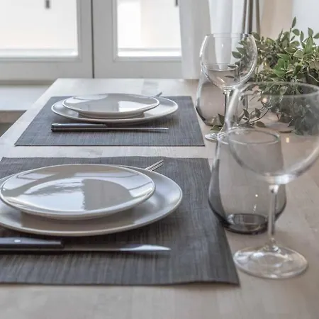 Palazzo Tergesteo Tirabora Trieste