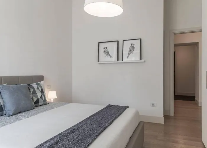 Palazzo Tergesteo Tirabora