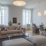 Palazzo Tergesteo Tirabora *