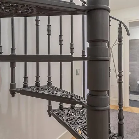 Apartment Palazzo Tergesteo Tirabora Triest